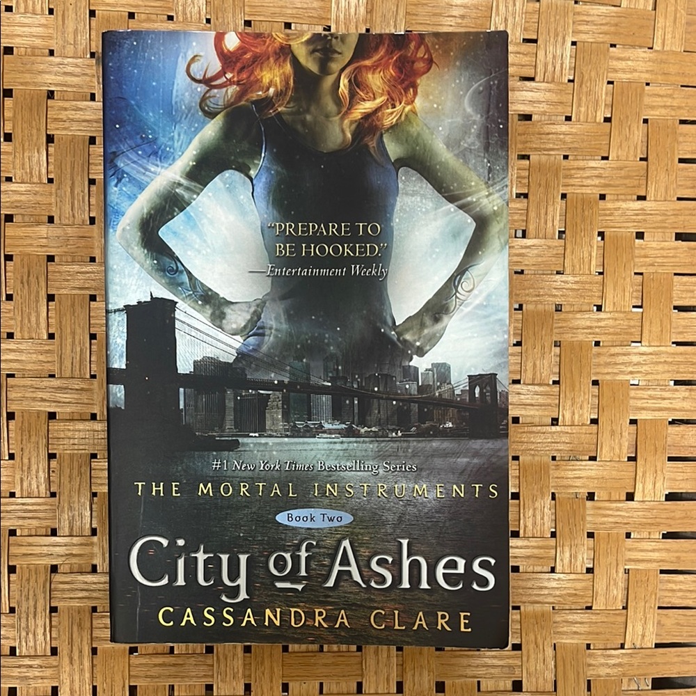 City of Ashes Book by Cassandra Clare